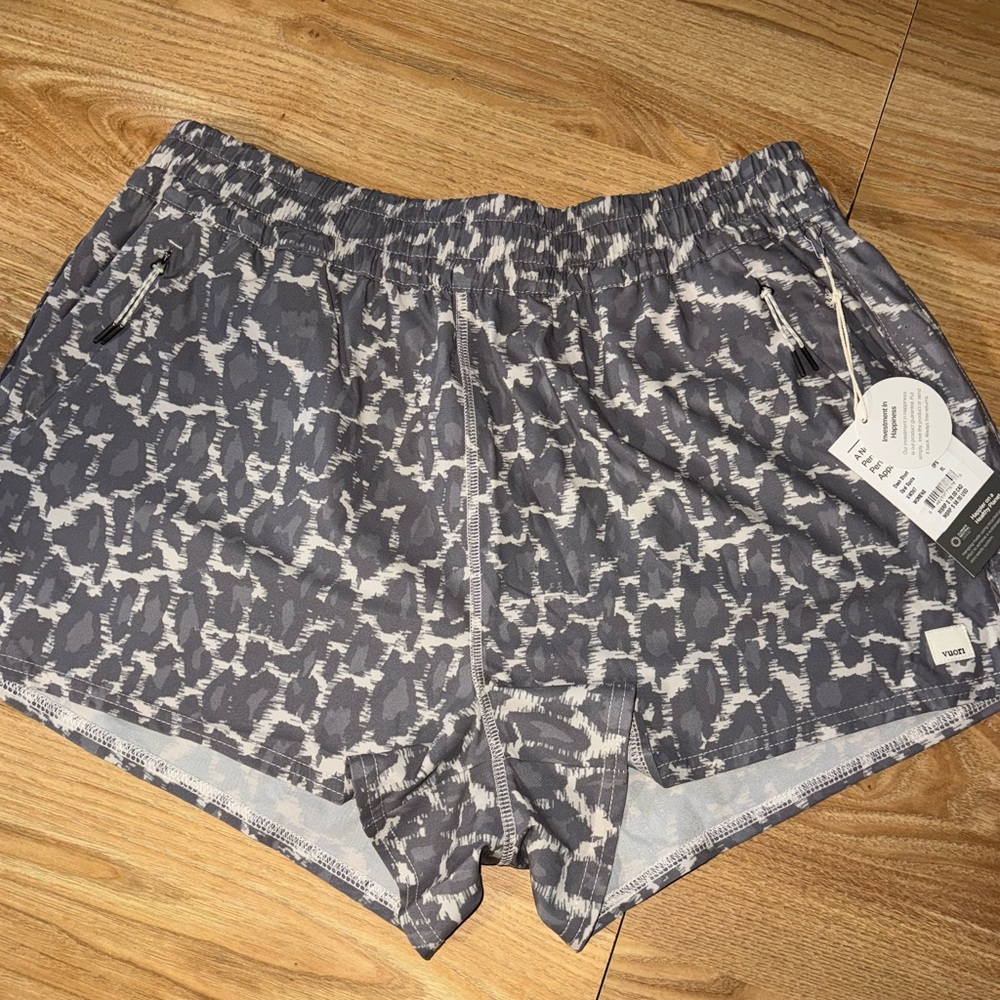 Vuori women’s athletic shorts